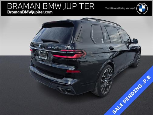 2024 BMW X7 M60i