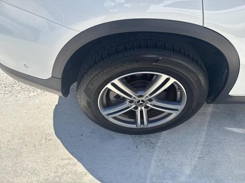 2022 Mercedes-Benz GLC 300 Base 4MATIC