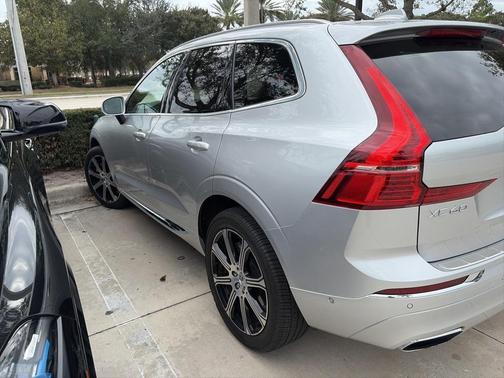 2021 Volvo XC60 T6 Inscription