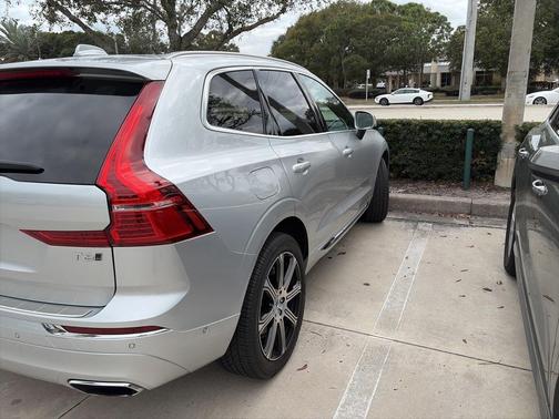 2021 Volvo XC60 T6 Inscription