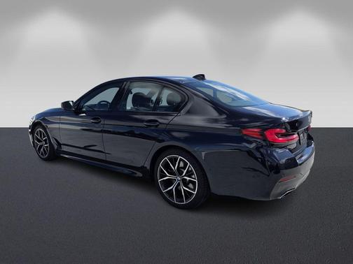 2021 BMW 540 i