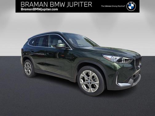 San Remo Green Metallic 2023 BMW X1 xDrive28i
