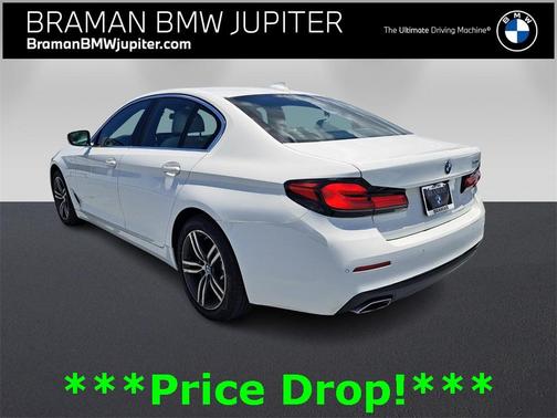 2022 BMW 530 i