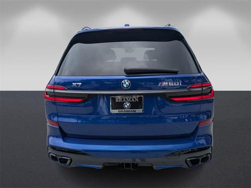 2024 BMW X7 M60i