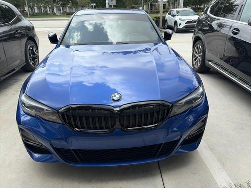 Portimao Blue Metallic 2022 BMW 330 i