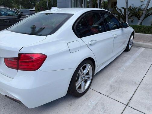 Alpine White 2015 BMW 328 i