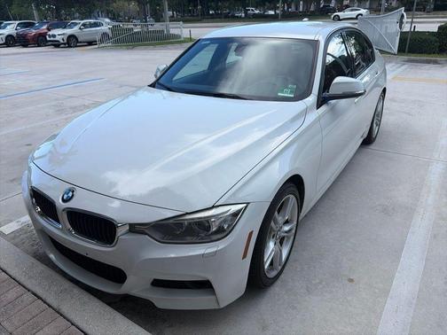 Alpine White 2015 BMW 328 i