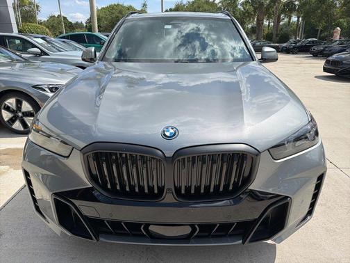 Skyscraper Gray Metallic 2024 BMW X5 PHEV xDrive50e