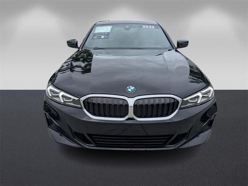 2023 BMW 330 i