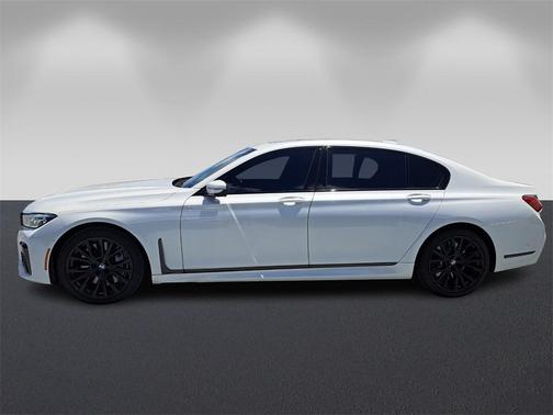 2022 BMW 750 i xDrive