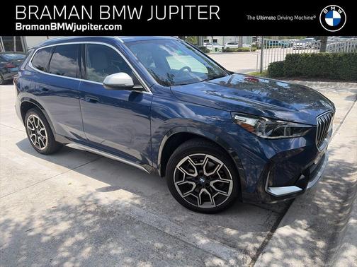 Phytonic Blue Metallic 2023 BMW X1 xDrive28i