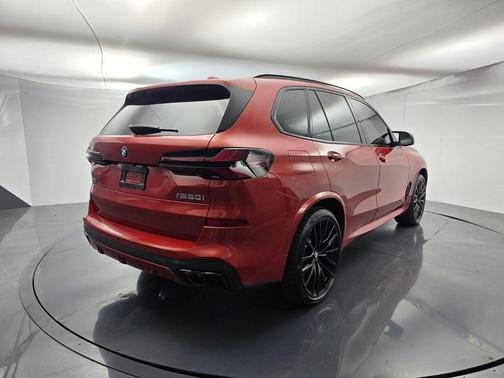 2026 BMW X5 M60i