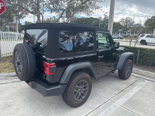 2024 Jeep Wrangler Sport