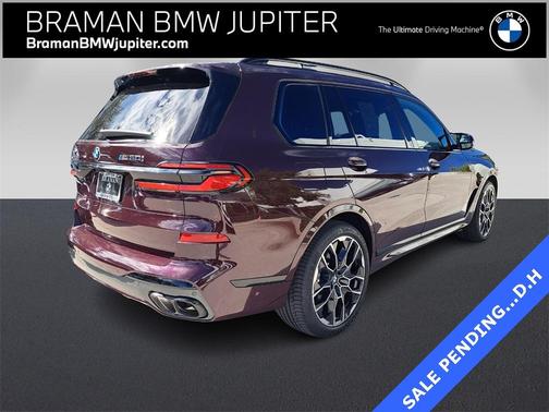 2024 BMW X7 M60i