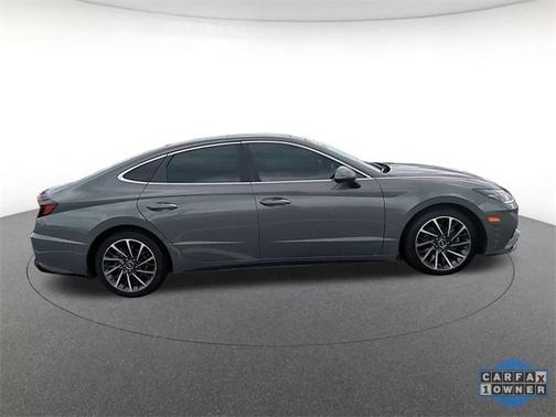 2022 Hyundai SONATA Limited