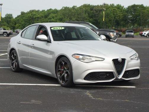 2017 Alfa Romeo Giulia Ti