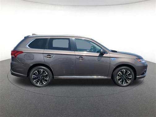 2018 Mitsubishi Outlander PHEV GT