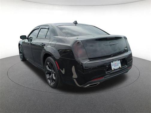 2023 Chrysler 300 Touring