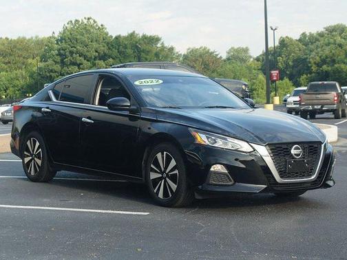 2022 Nissan Altima 2.5 SV