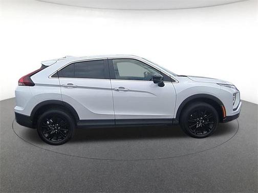 2024 Mitsubishi Eclipse Cross LE