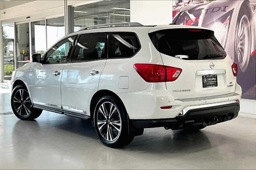 2018 Nissan Pathfinder Platinum