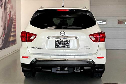2018 Nissan Pathfinder Platinum