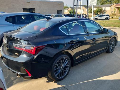 2019 Acura ILX Premium & A-SPEC Packages