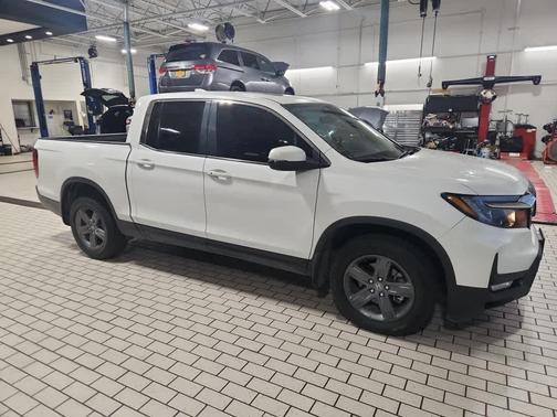 Platinum White Pearl 2023 Honda Ridgeline RTL