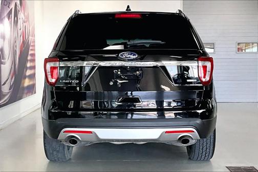 Shadow Black 2016 Ford Explorer Limited