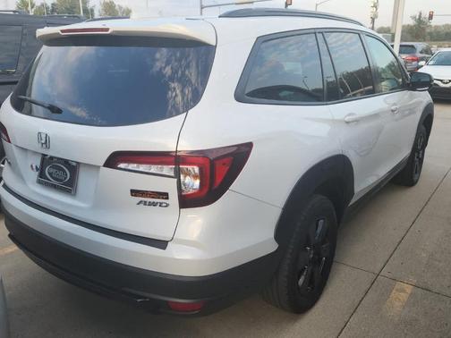2022 Honda Pilot TrailSport