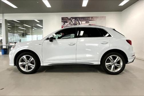 2020 Audi Q3 45 S line Premium Plus