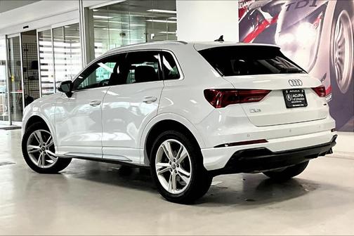 2020 Audi Q3 45 S line Premium Plus