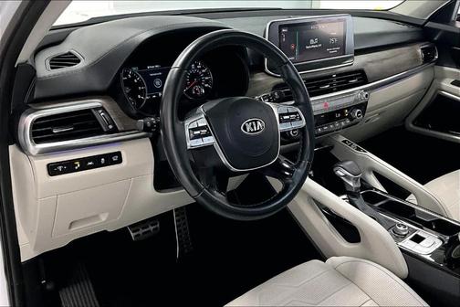 Glacial White Pearl 2021 Kia Telluride SX