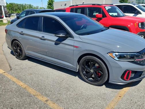 Pure Gray / Black Roof 2023 Volkswagen Jetta GLI 2.0T Autobahn