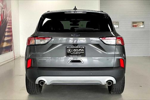 2022 Ford Escape Titanium Hybrid