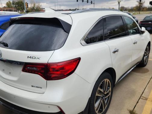 2017 Acura MDX 3.5L w/Advance Package