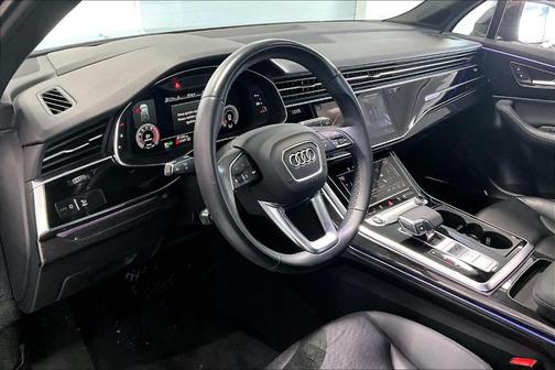 2021 Audi Q7 55 Prestige