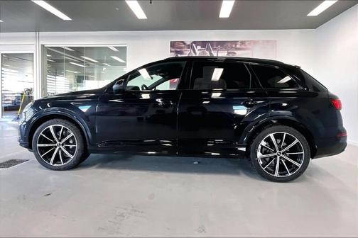 2021 Audi Q7 55 Prestige