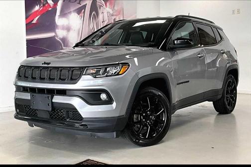 Billet Silver Metallic Clearcoat 2022 Jeep Compass Altitude