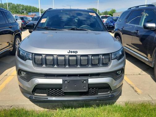 Billet Silver Metallic Clearcoat 2022 Jeep Compass Altitude