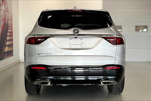 2022 Buick Enclave Essence