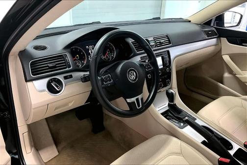 2013 Volkswagen Passat 2.5 SE