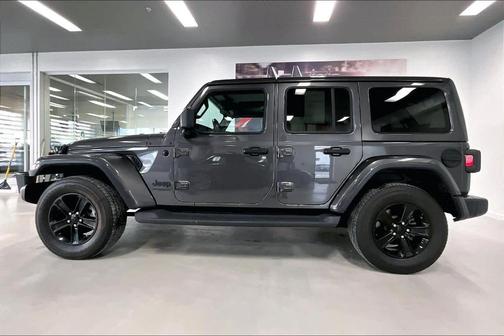 2020 Jeep Wrangler Unlimited Sahara Altitude