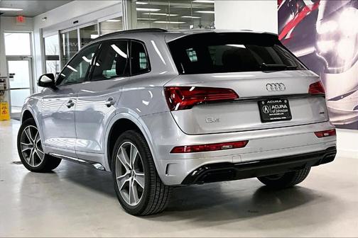 2025 Audi Q5 45 S line quattro Premium