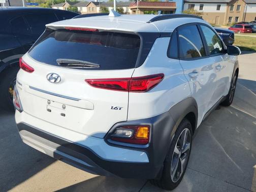 2021 Hyundai KONA Limited