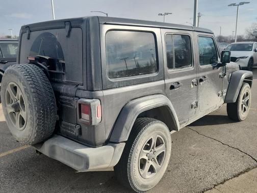 2018 Jeep Wrangler Unlimited Sport