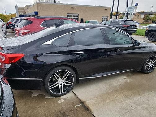 2021 Honda Accord Touring 2.0T