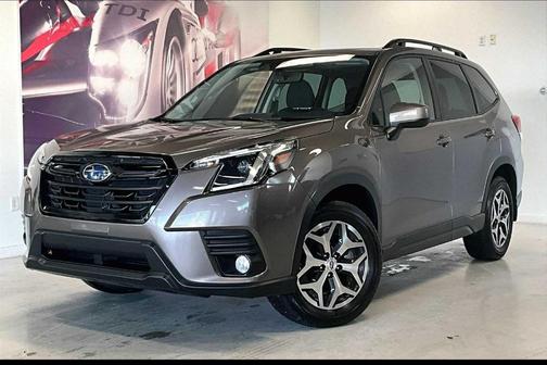 2023 Subaru Forester Premium