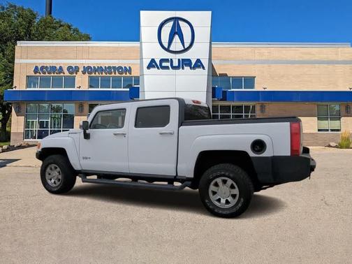 2010 Hummer H3T Luxury Edition