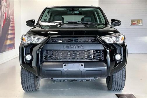 Midnight Black Metallic 2019 Toyota 4Runner TRD Off Road Premium